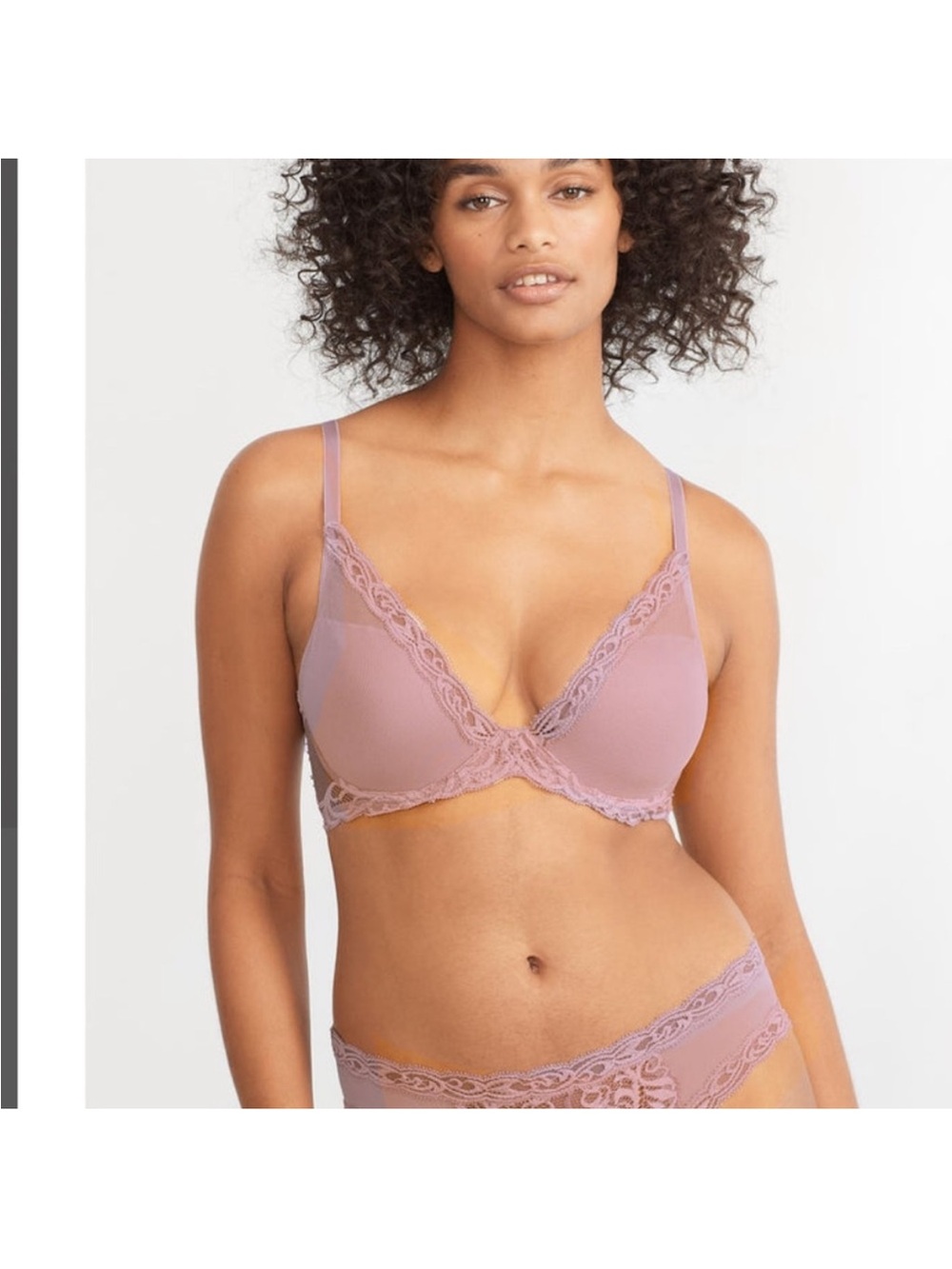 Natori Feathers Lace Trim Plunge Bra in